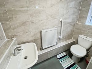 Wet room- click for photo gallery